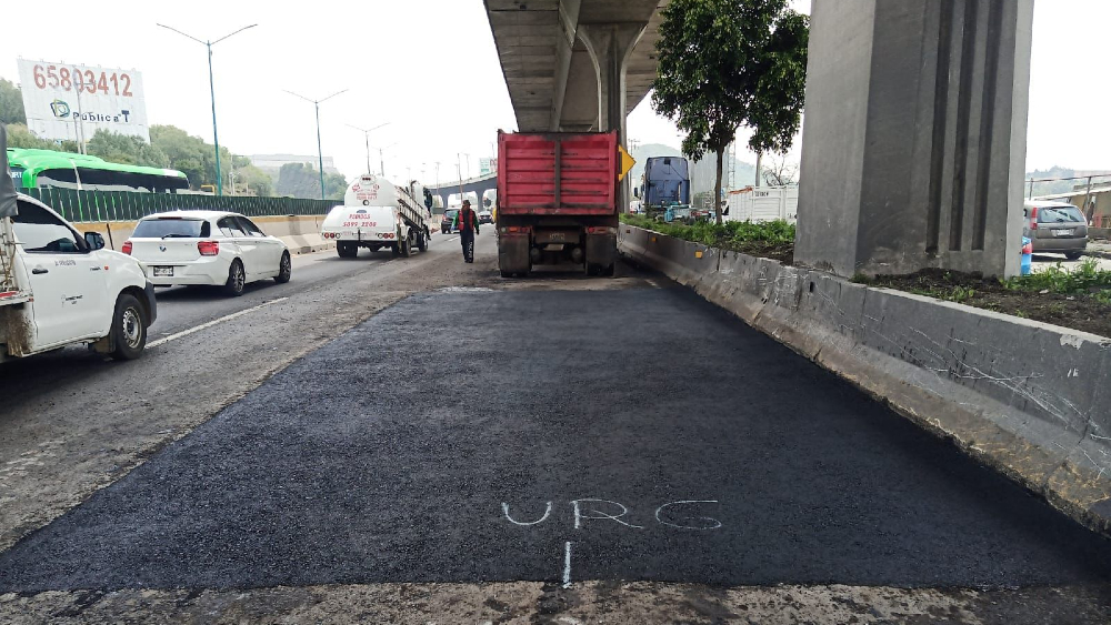 Reparan deterioro en el asfalto en Periférico Norte Reparan deterioro en el asfalto en Periférico Norte