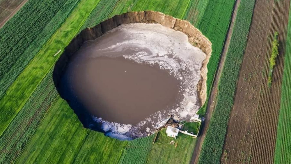 El gran socavón de Puebla de México se originó por causas naturales, aseguran autoridades