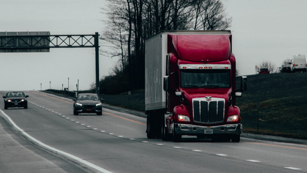 Amplían vigencia de licencias federales a medios de transporte