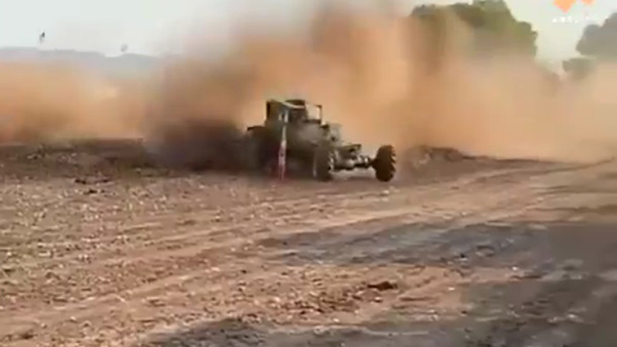 #Video Vehículo choca contra asistentes de carrera en Texas; un joven murió
