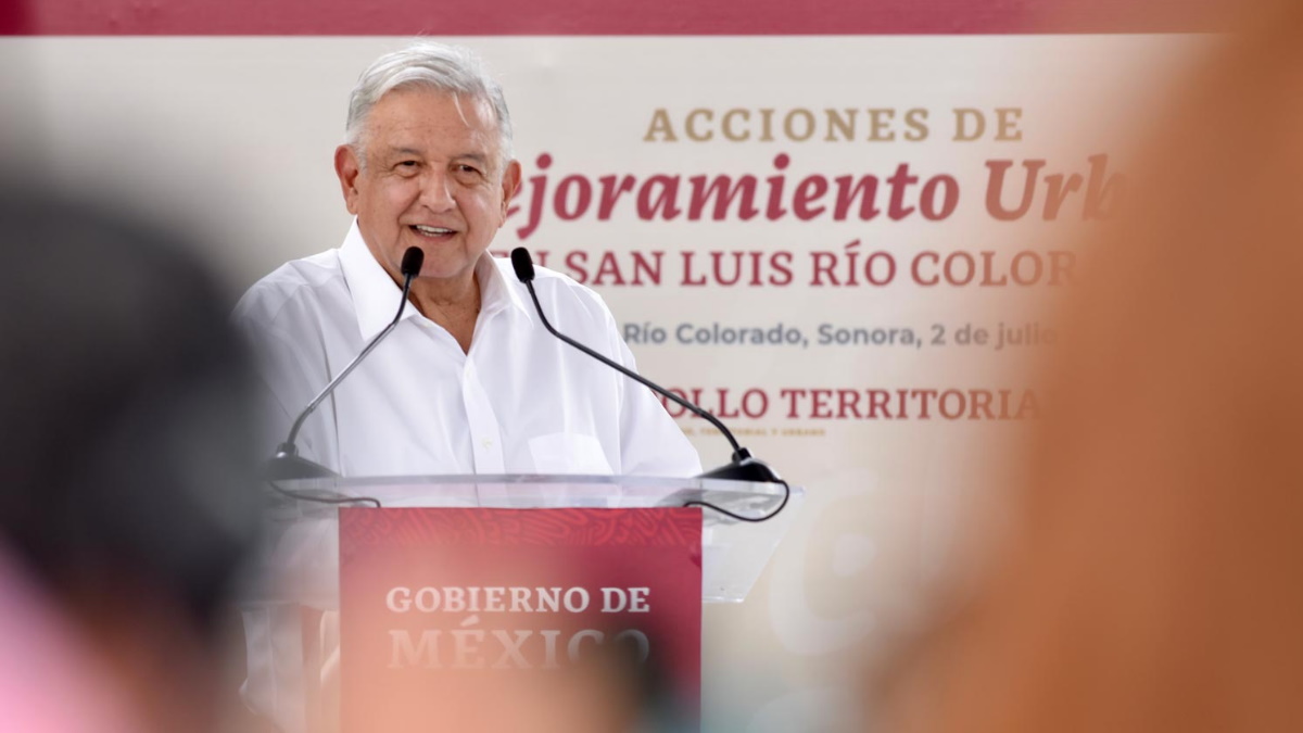Pide López Obrador no “excluir” a quienes votaron por otro partido