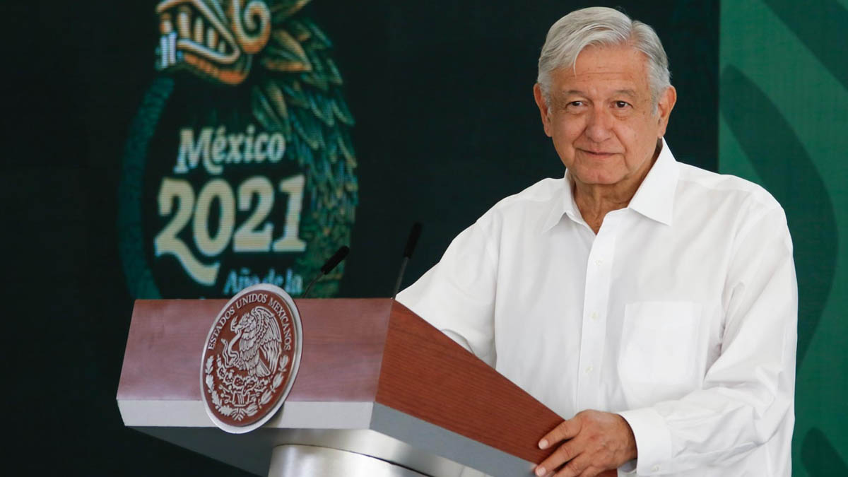 Siembra de enervantes “en franca decadencia”, asegura López Obrador