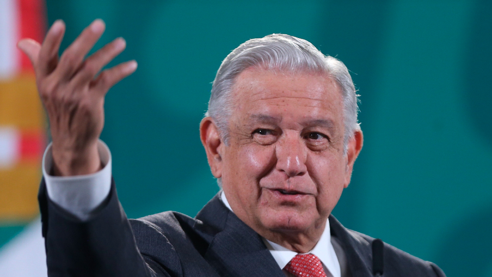 AMLO va por “renovación total” en INE y TEPJF; reitera que presentará reforma electoral