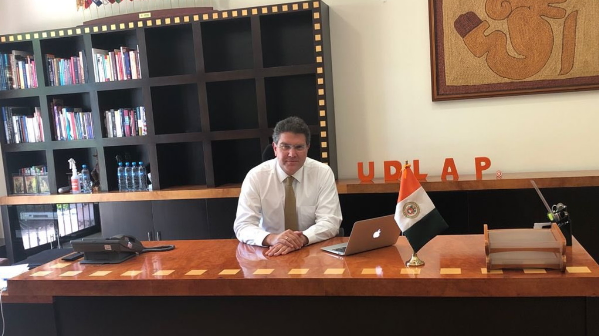 Renuncia Armando Ríos Piter a la rectoría de la UDLAP