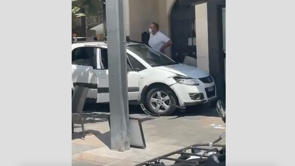 Al menos nueve heridos por atropellamiento en Marbella, España Al menos nueve heridos por atropellamiento en Marbella, España