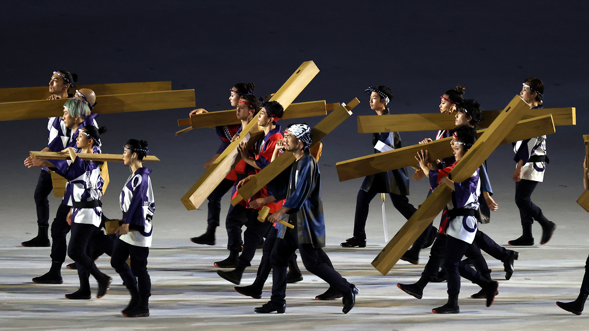 Tokio presenta su antigua esencia, con la madera y Edo como protagonistas - bailarines-resaltaron-el-oficio-carpintero-de-tokio-en-ceremonia-de-apertura-de-juegos-olimpicos