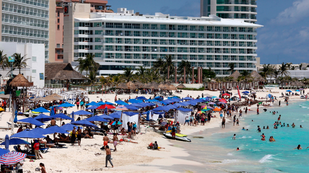 López Obrador advierte por contagios de COVID-19 entre jóvenes