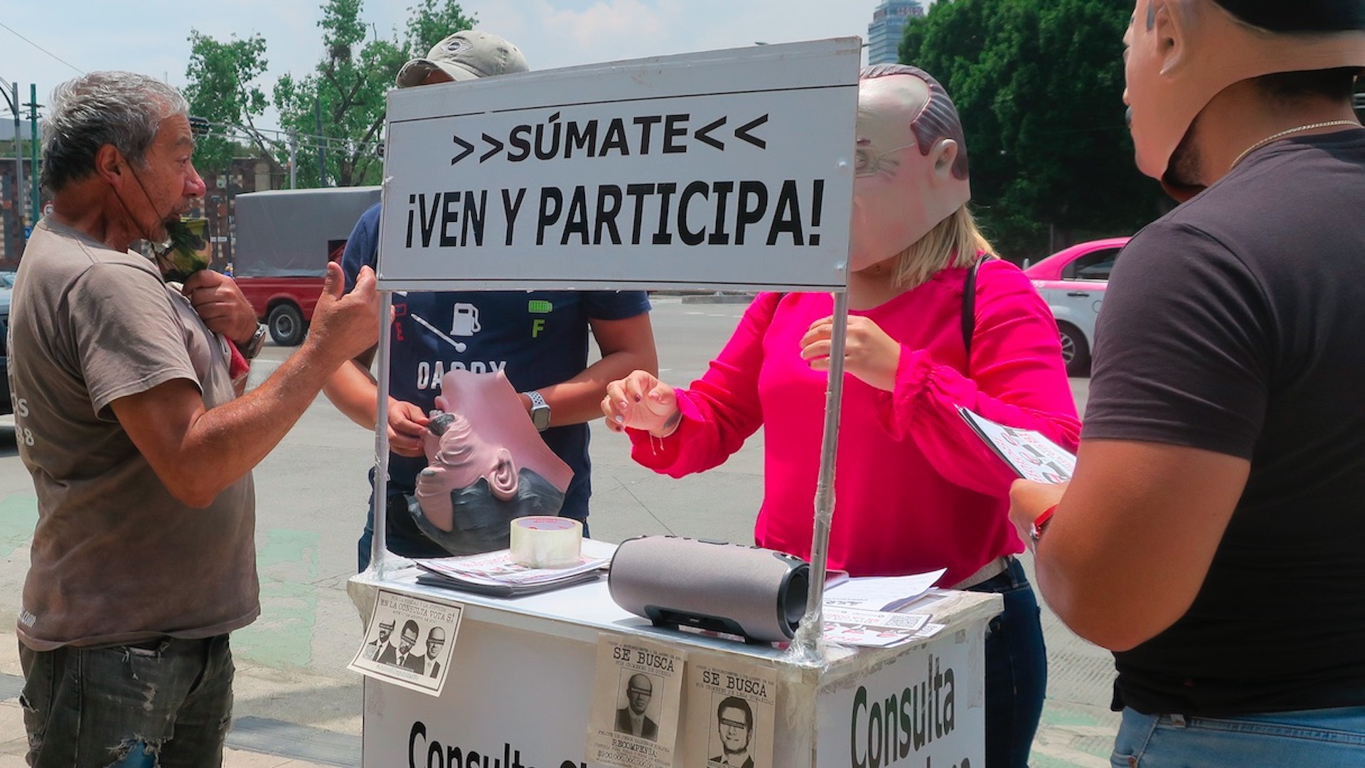 Acusan al INE de no promover consulta sobre expresidentes