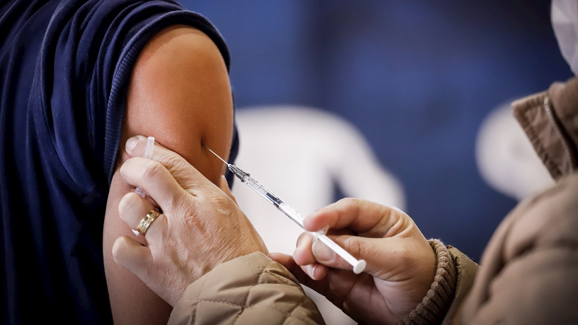 Durante campañas de vacunación hay que reducir la transmisión de COVID-19 Durante campañas de vacunación hay que reducir la transmisión de COVID-19