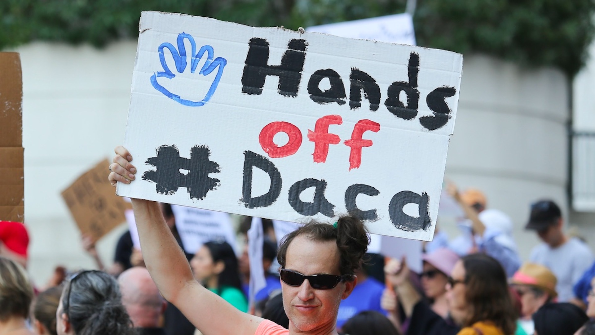 Piden al Congreso de EE.UU. amparar a dreamers tras fallo sobre DACA