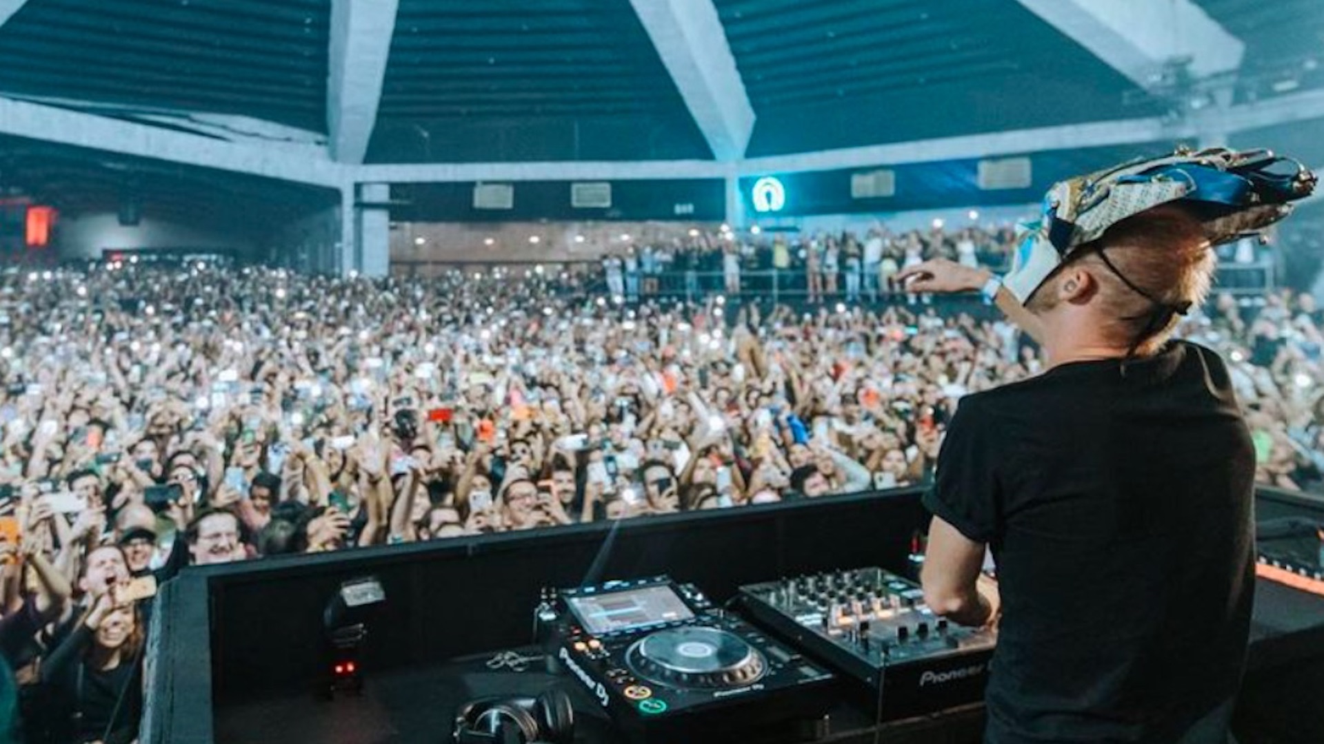Hospitalizan al DJ alemán Boris Brejcha tras gira por México