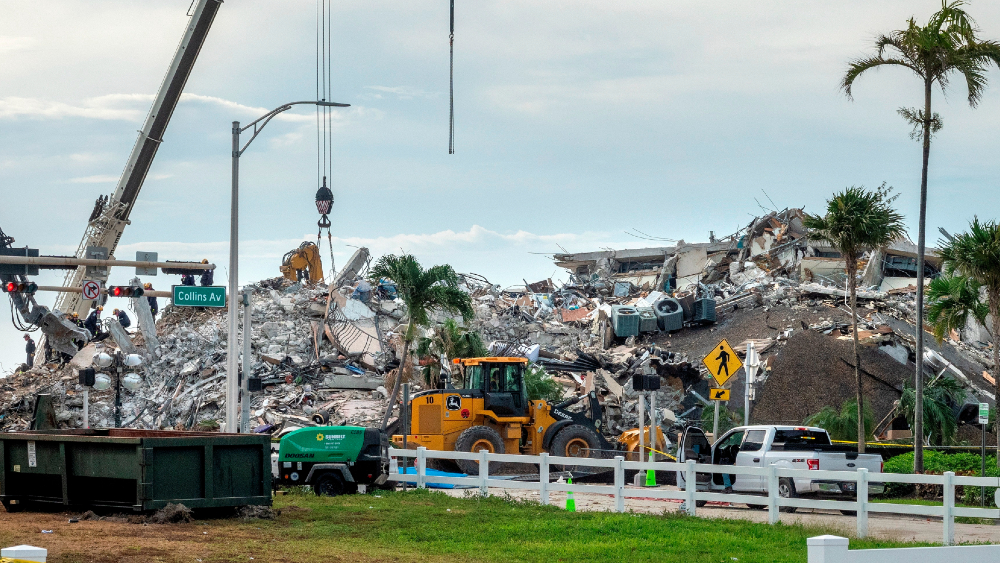Florida en alerta por Elsa; se complica búsqueda de víctimas por derrumbe