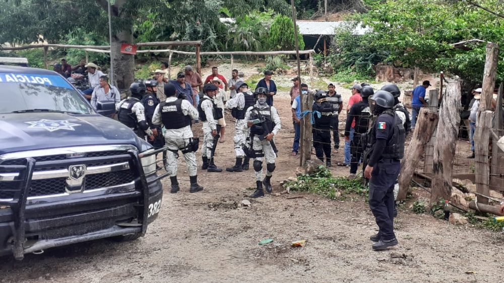 Autoridades realizan acciones de seguridad en sierra de Zihuatanejo, Guerrero