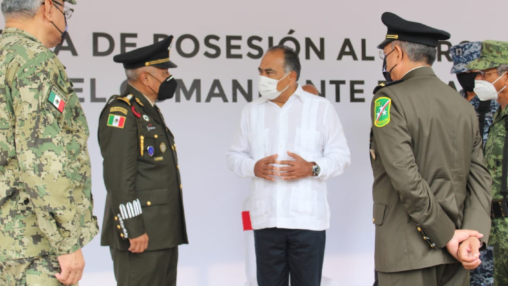 Reconoce Astudillo a general Eufemio Ibarra por labor en IX Región Militar de Guerrero
