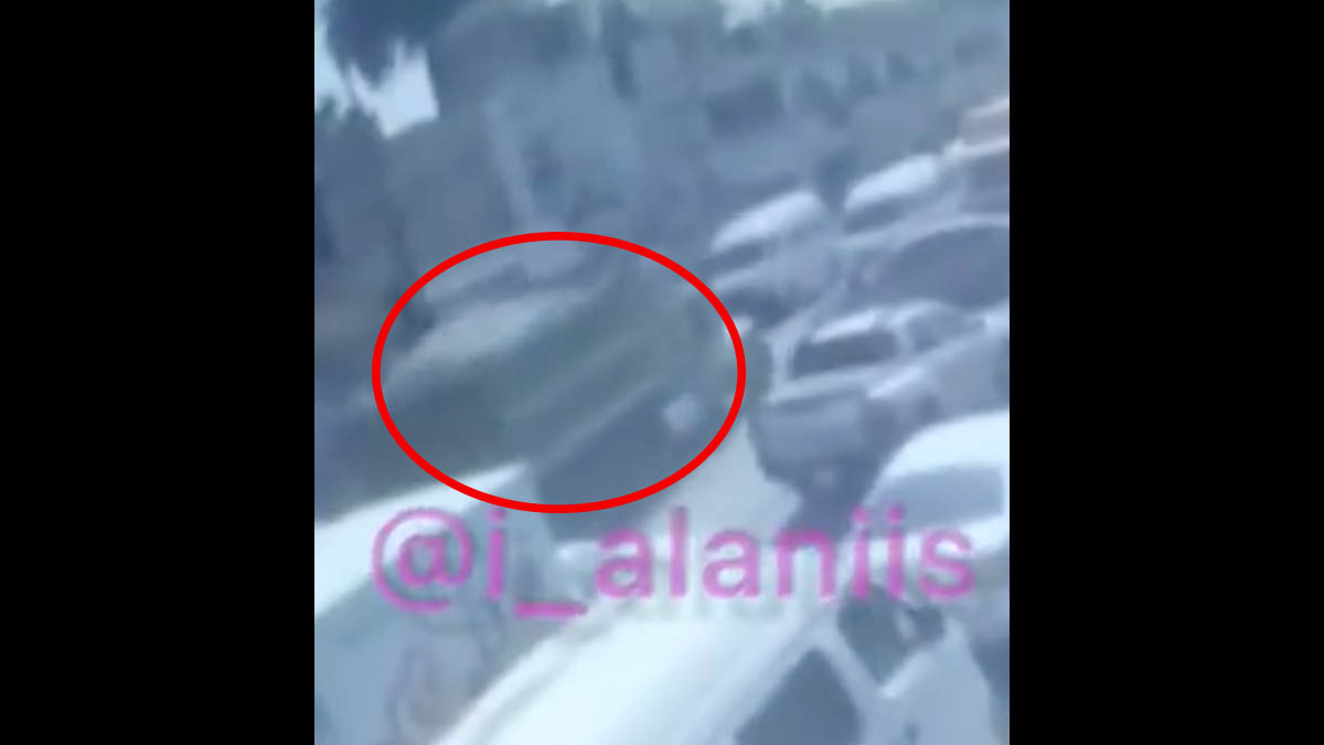 #Video Camión sin frenos se estrella contra estética en Ixtapaluca, hay un muerto #Video Camión sin frenos se estrella contra estética en Ixtapaluca, hay un muerto