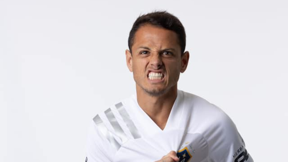 Acusan a ‘Chicharito’ Hernández de no pagar manutención de sus hijos