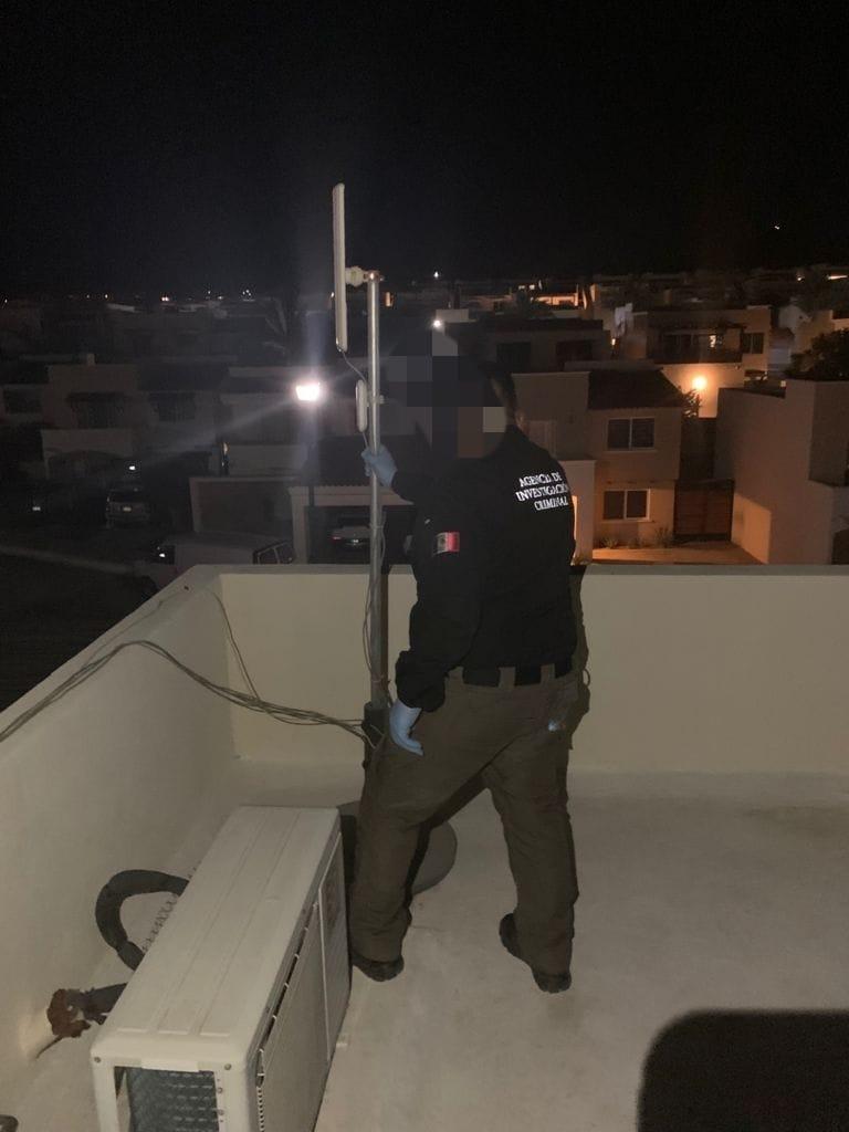 Detienen a dos rumanos presuntamente relacionados con mafia de Florian Tudor - mafia-rumana-clonacion-tarjetas-detenidos-2