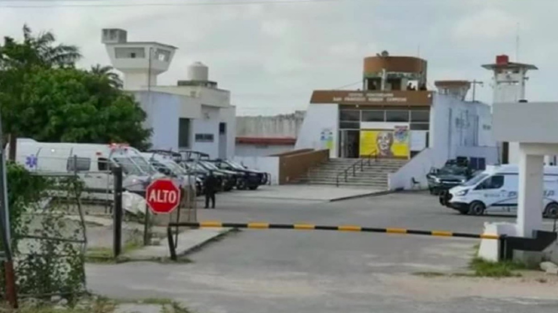 Suman más de 4 mil contagios y 323 muertes por COVID-19 en penales de México Suman más de 4 mil contagios y 323 muertes por COVID-19 en penales de México