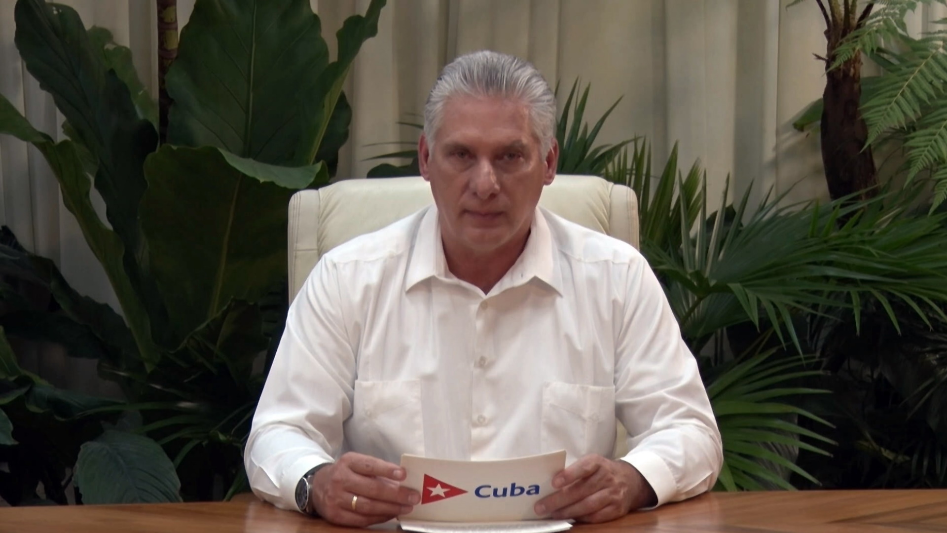 Presidente de Cuba llama a partidarios a “combatir” protestas Presidente de Cuba llama a partidarios a “combatir” protestas
