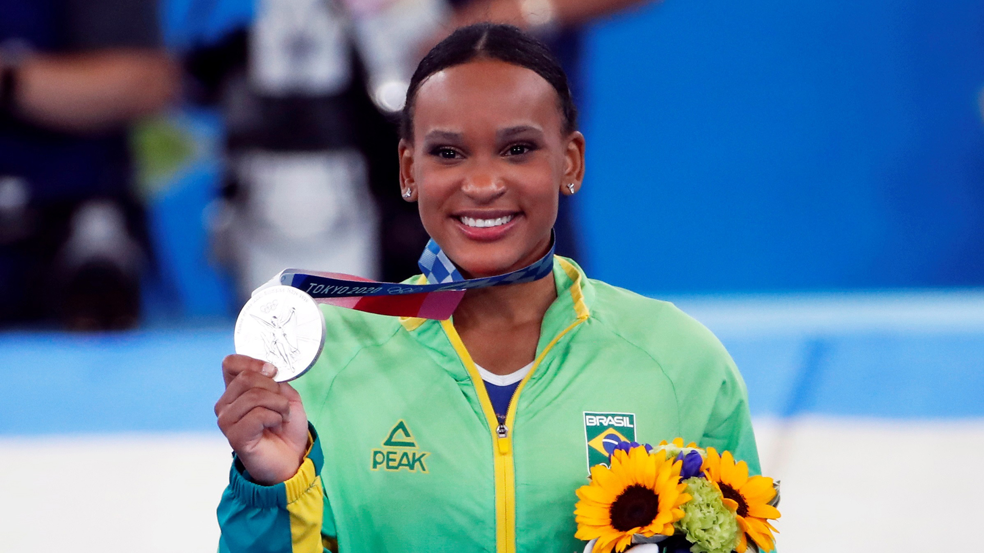 Rebeca Andrade da a Brasil su primera medalla olímpica en gimnasia Rebeca Andrade da a Brasil su primera medalla olímpica en gimnasia