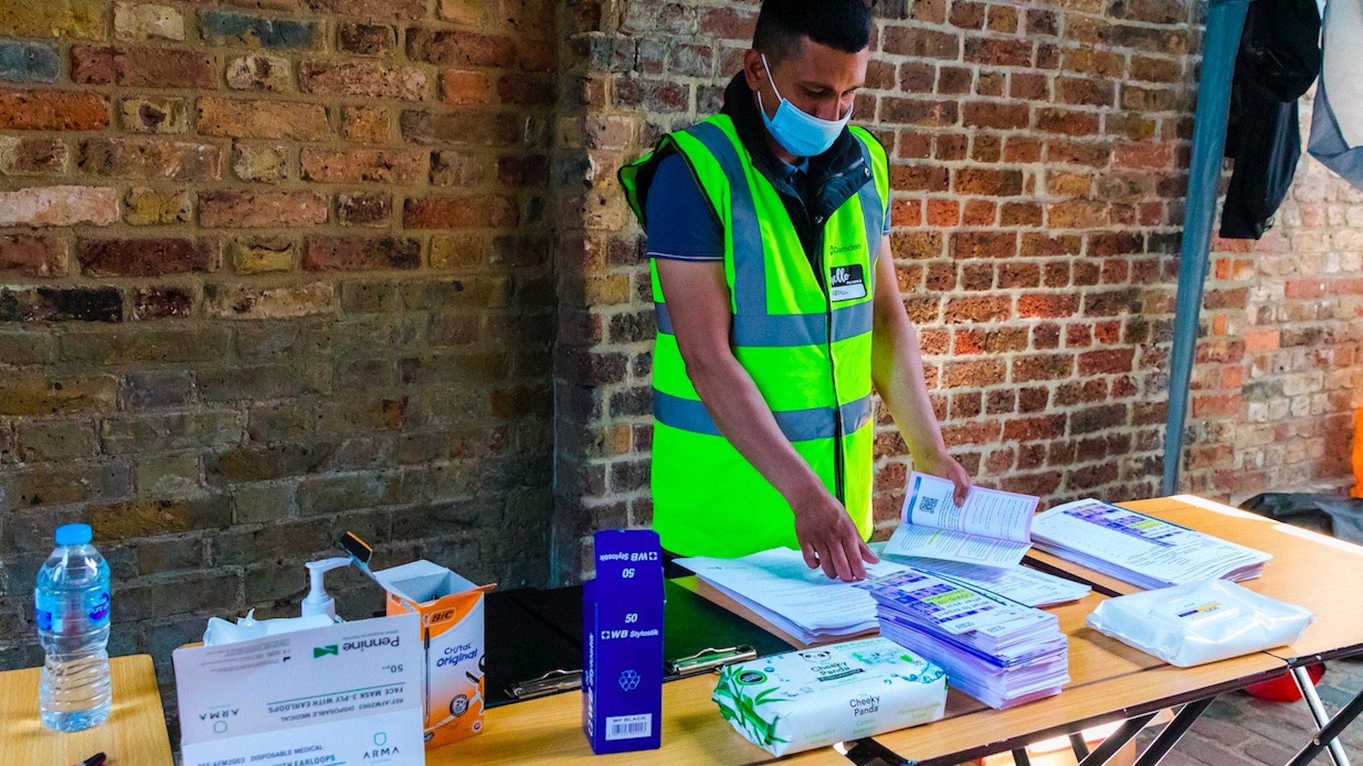 Los sanitarios británicos protestan ante una subida salarial “insuficiente”