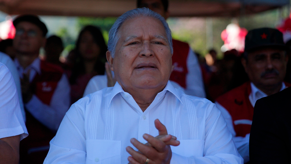 Nicaragua otorga nacionalidad al expresidente salvadoreño Salvador Sánchez, prófugo de la justicia