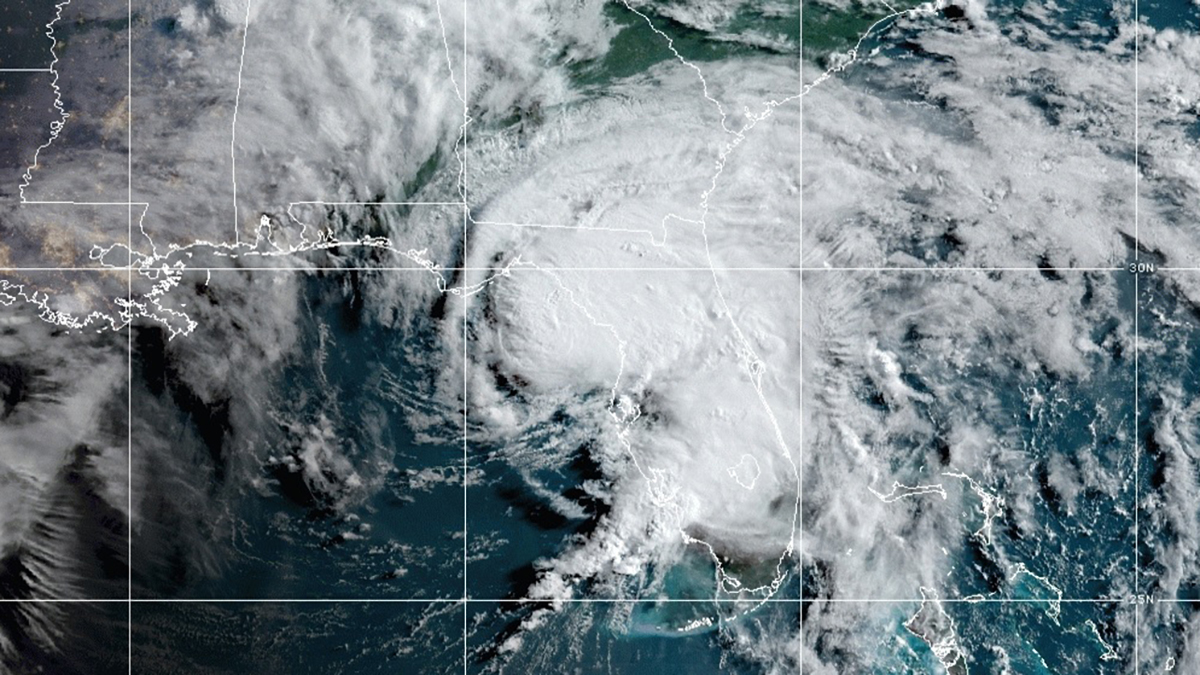 Elsa se degrada a tormenta tropical antes de tocar tierra en Florida