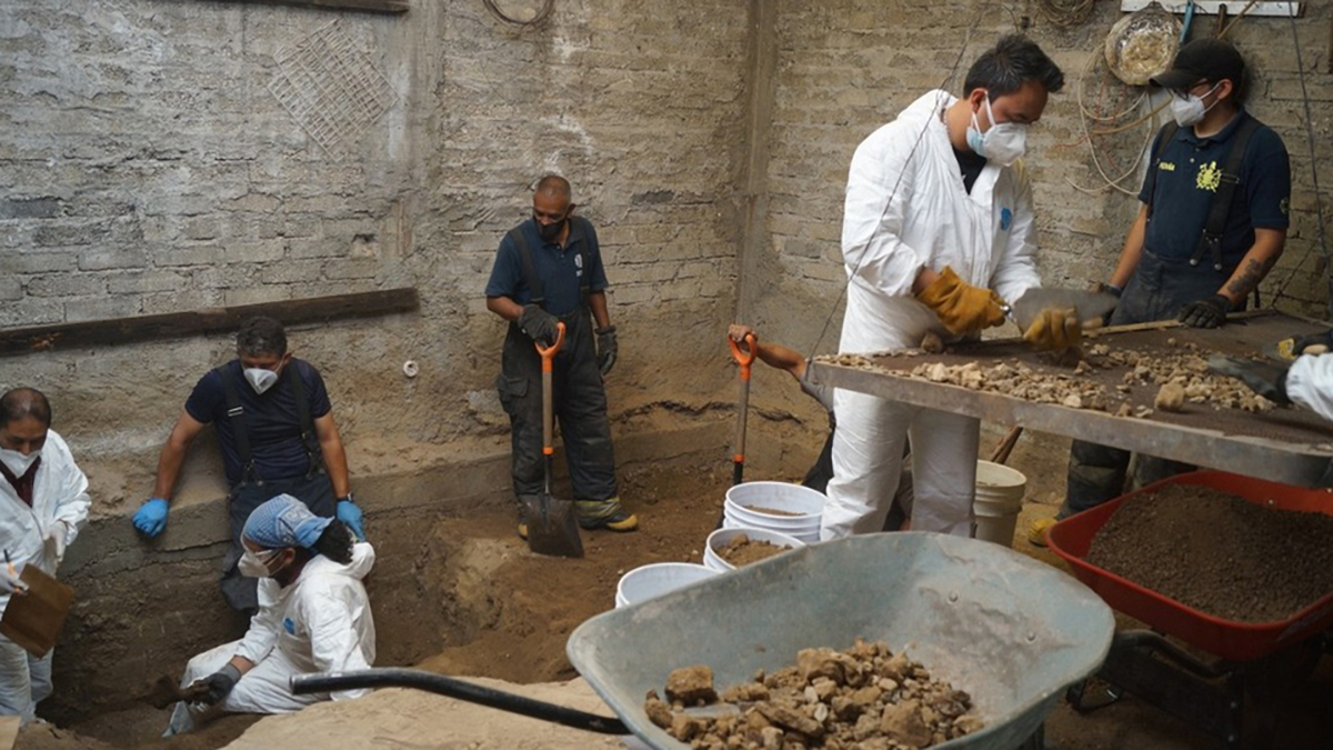 Recuperan más de 4 mil restos óseos en casa de feminicida serial de Atizapán Recuperan más de 4 mil restos óseos en casa de feminicida serial de Atizapán