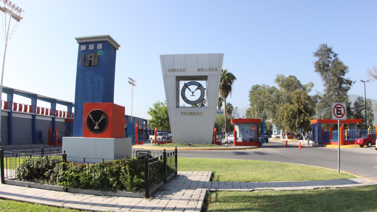 UIF denuncia a primo de García Cabeza de Vaca por desvío de recursos en UAT