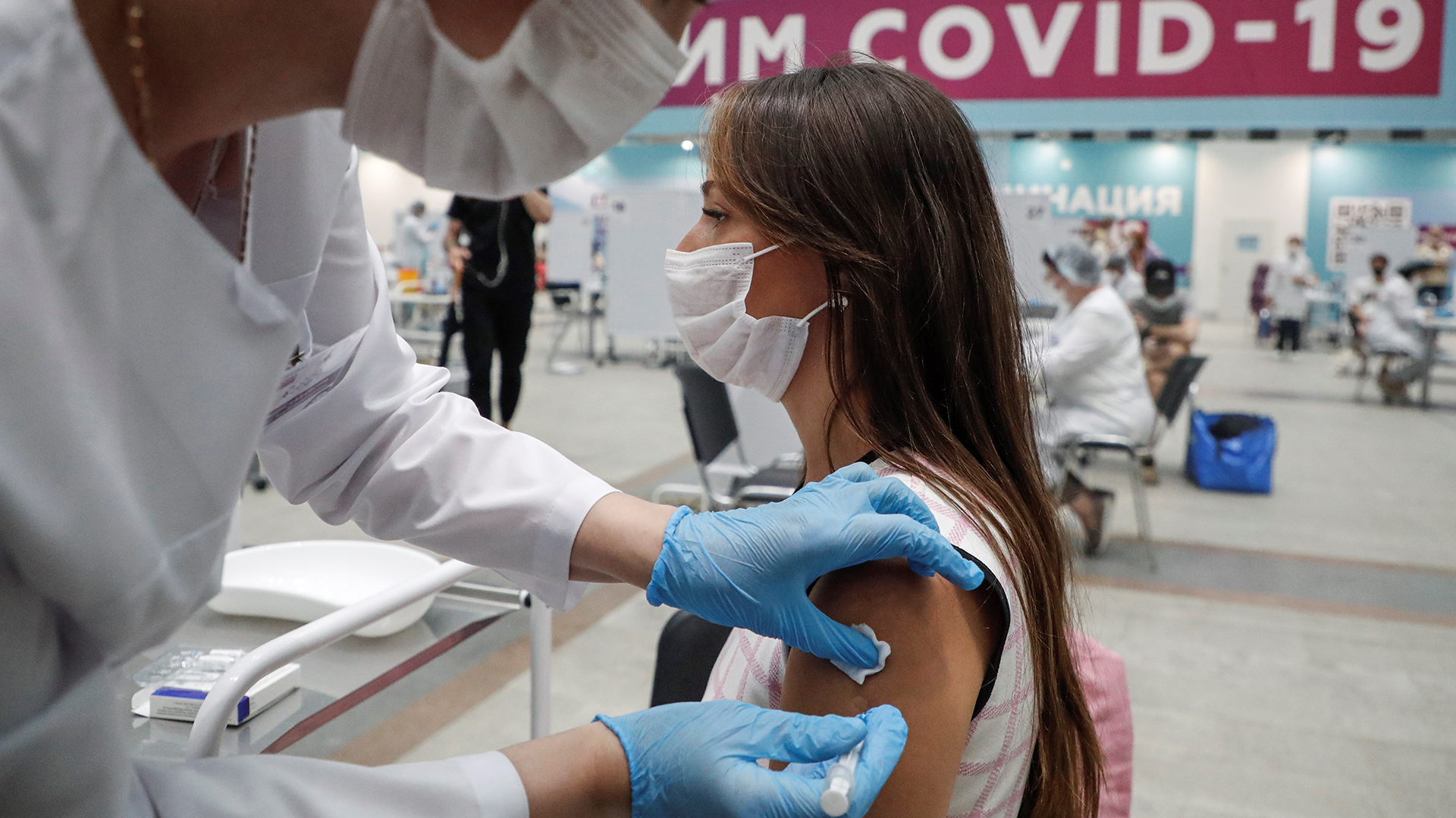 OMS alerta por cuarta ola de COVID-19 en 15 países OMS alerta por cuarta ola de COVID-19 en 15 países