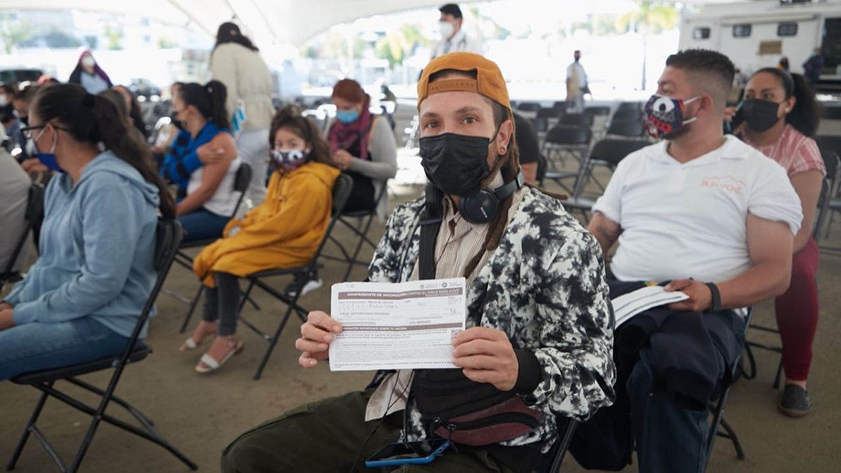 Inicia Aguascalientes vacunación de jóvenes de 18 a 29 años