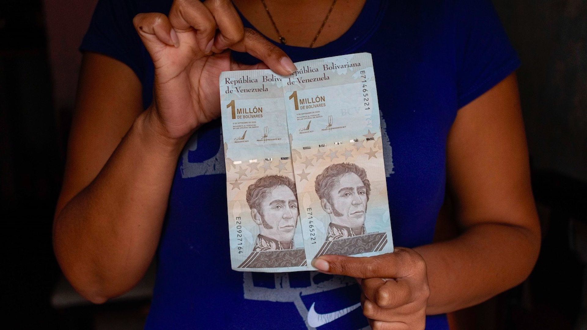 Venezuela elimina seis ceros más a su moneda para salvar el bolívar