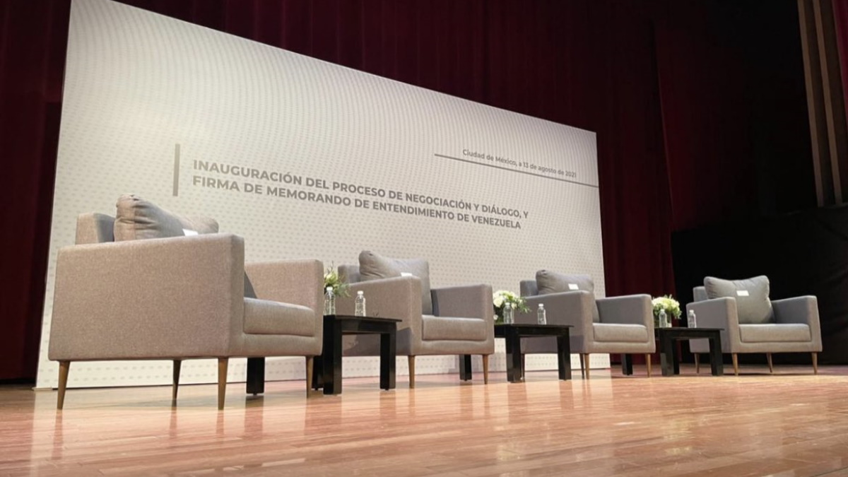 Negociación y diálogo en México sobre Venezuela