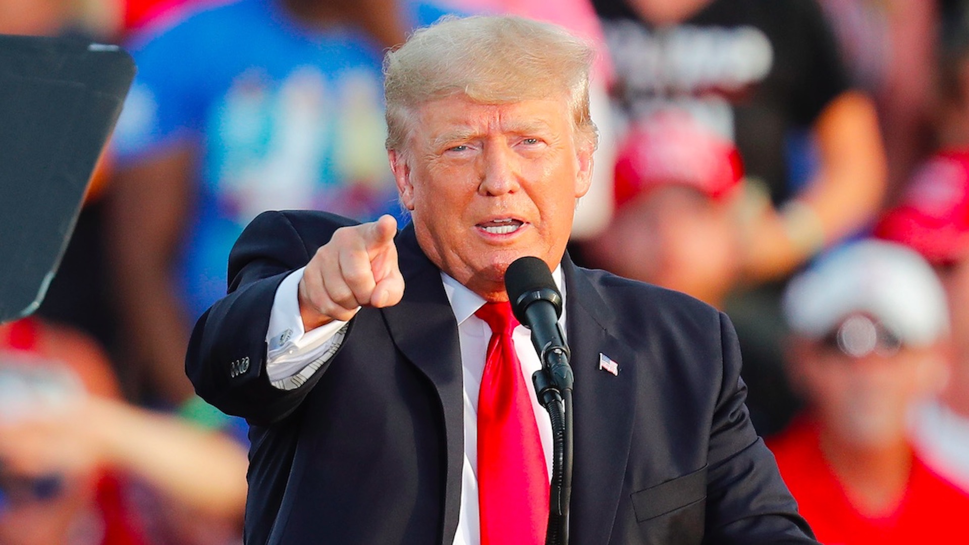 Juez ordena que Trump testifique en una investigación sobre su empresa - donald-trump-2