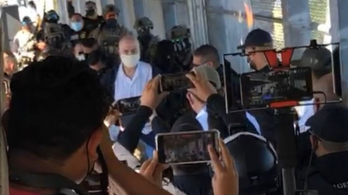 Entregan a México a Eduardo Arellano Félix - eduardo-arellano-felix-fgr-mexico-2