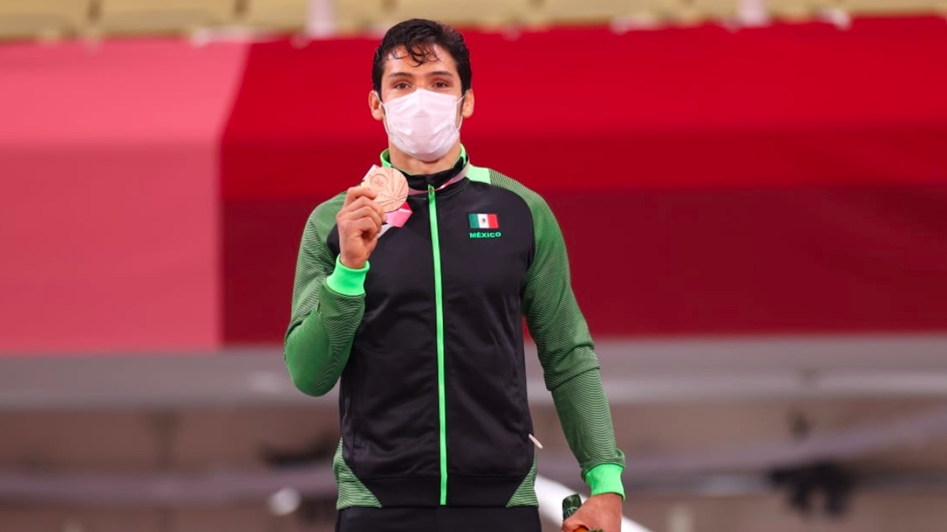 Eduardo Ávila obtiene medalla de bronce en judo en Tokio