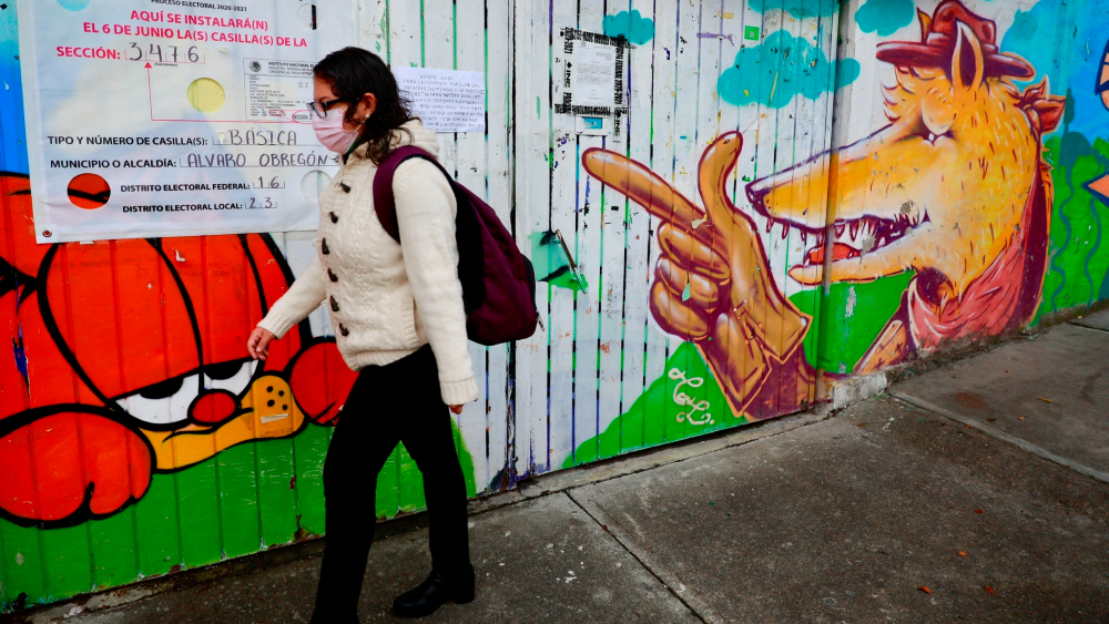 Alrededor de 10 mil escuelas públicas han sido vandalizadas: SEP