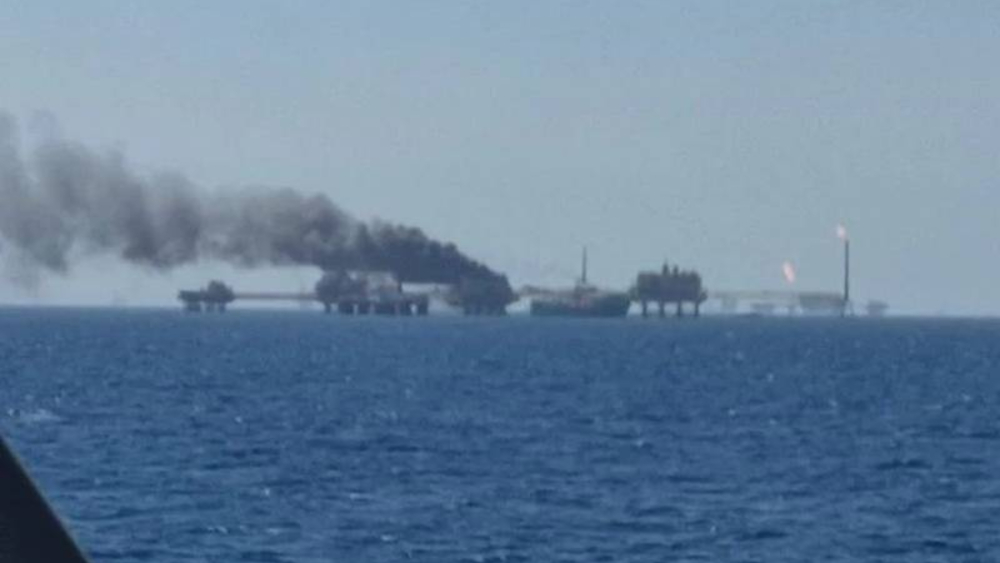 AMLO confirma un muerto por explosión en plataforma de Pemex AMLO confirma un muerto por explosión en plataforma de Pemex