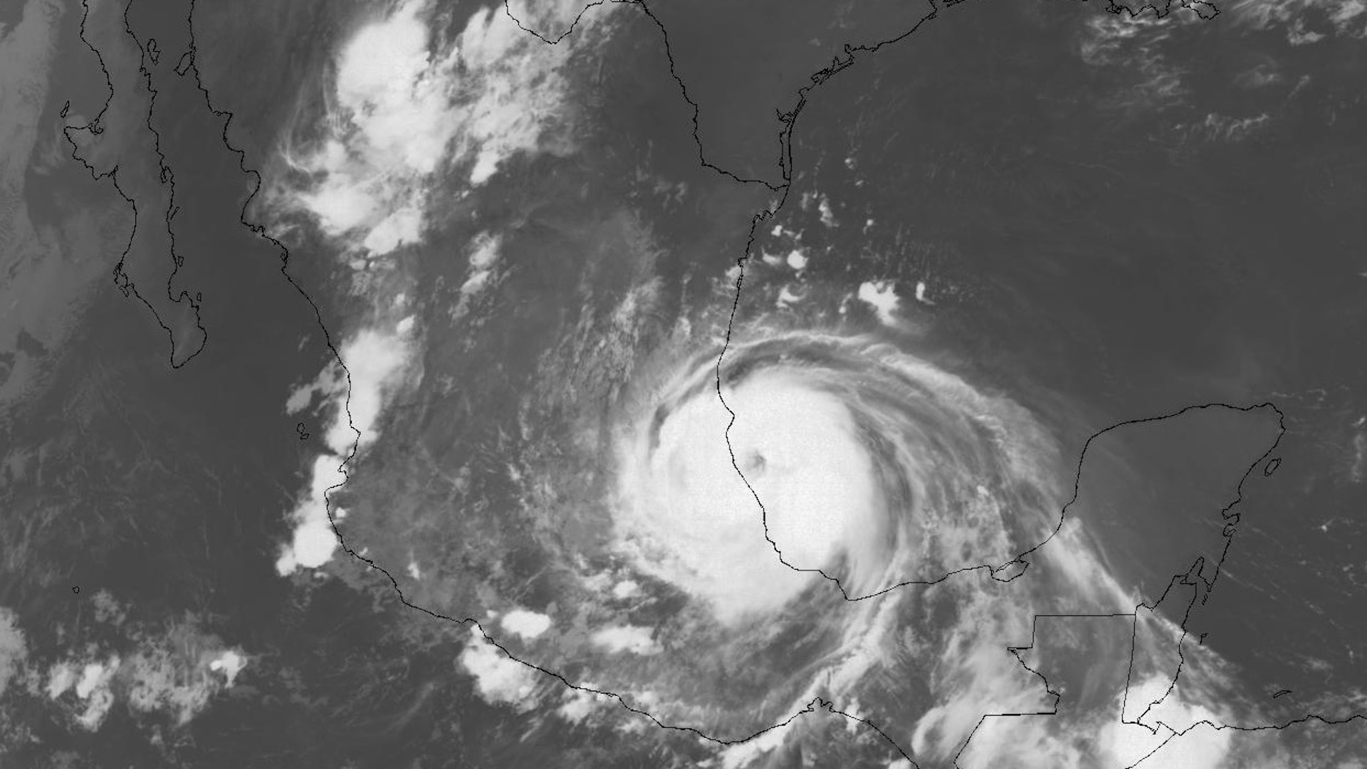 Huracán Grace toca tierra al norte de Tecolutla, Veracruz Huracán Grace toca tierra al norte de Tecolutla, Veracruz