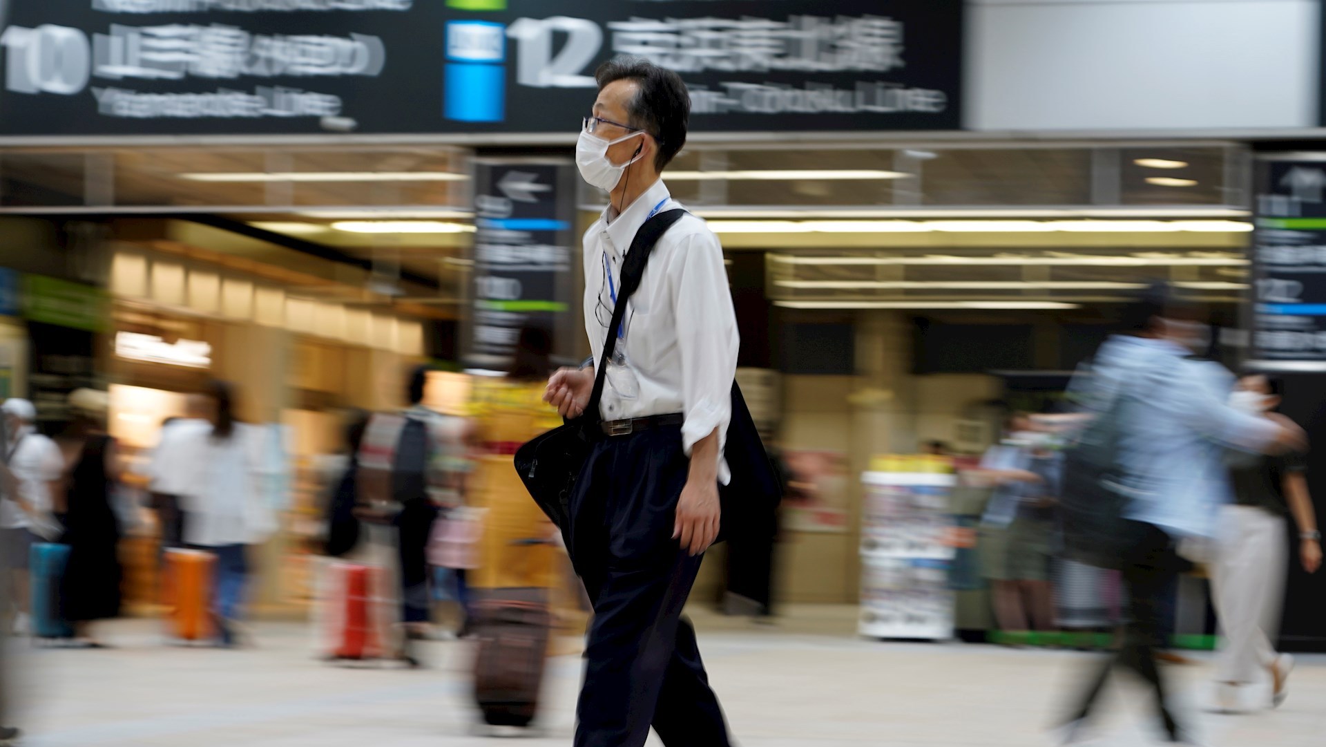 Japón supera los 20 mil nuevos contagios por primera vez en la pandemia Japón supera los 20 mil nuevos contagios por primera vez en la pandemia