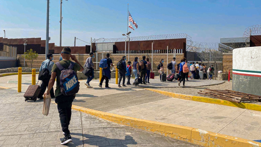 Mayoría de migrantes mexicanos en EE.UU. sufren vulnerabilidad en salud: Jorge Alcocer