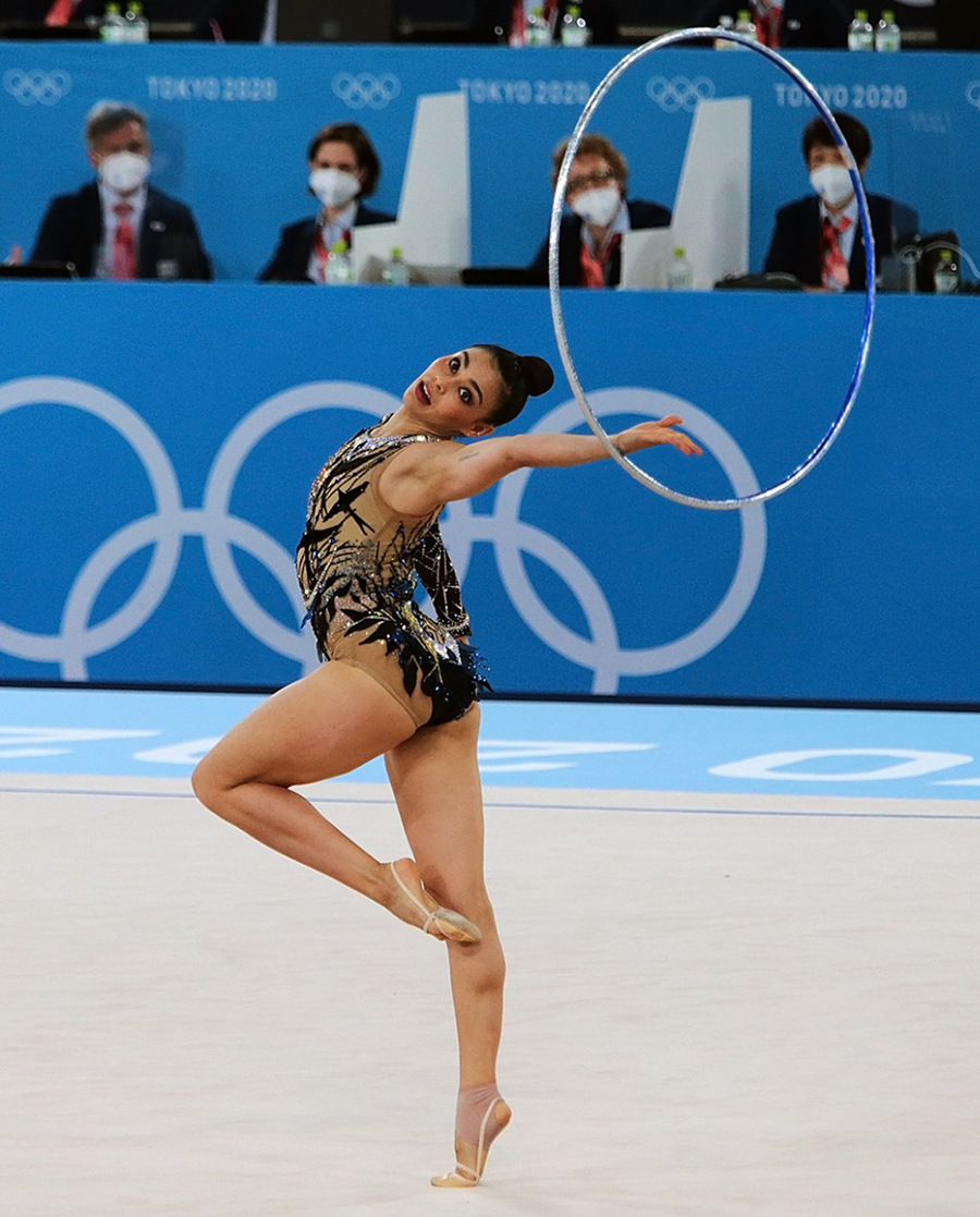 Rut Castillo hace historia al llevar la gimnasia rítmica de México a unos Juegos Olímpicos - rut-castillo-en-su-rutina-con-aro