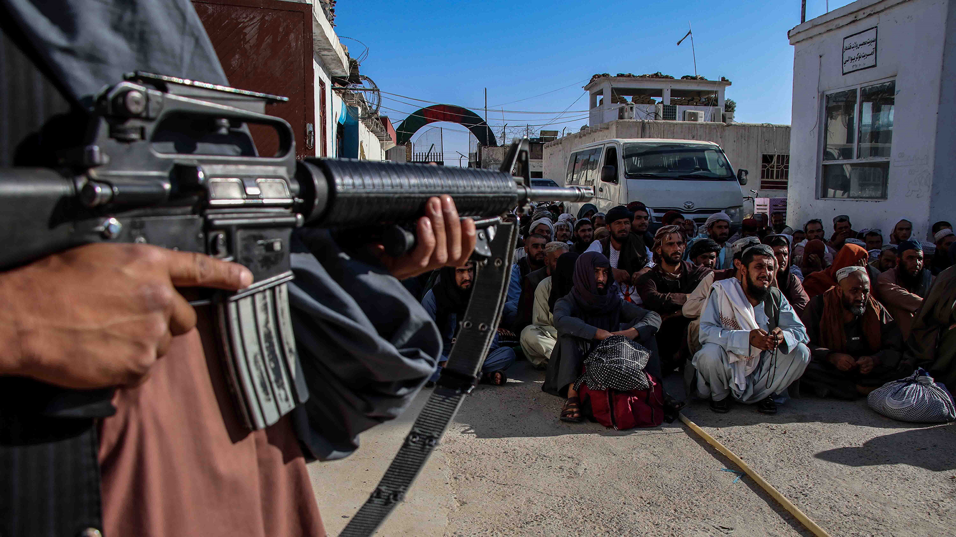 Talibanes prevén que el primer Gobierno para Afganistán sea “interino”