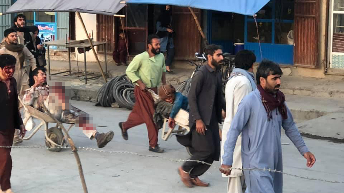 Fueron dos las explosiones en Aeropuerto de Kabul; hay múltiples muertos y heridos