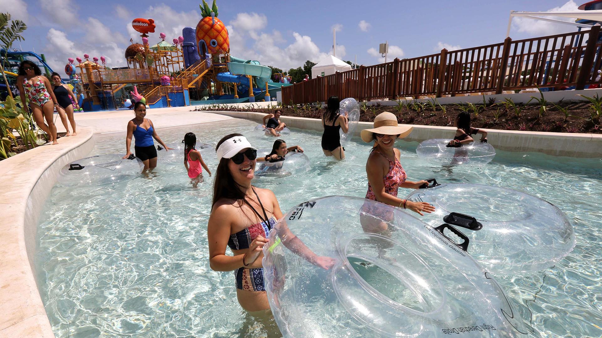 Turismo extranjero marca repunte de 211 % interanual en junio