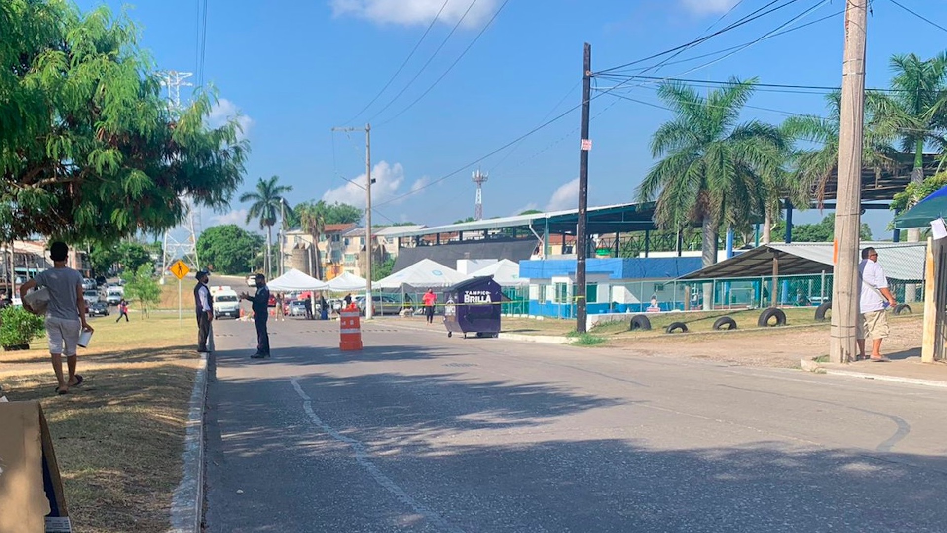 Vacíos, módulos de vacunación en Tampico pese a alza de contagios Vacíos, módulos de vacunación en Tampico pese a alza de contagios