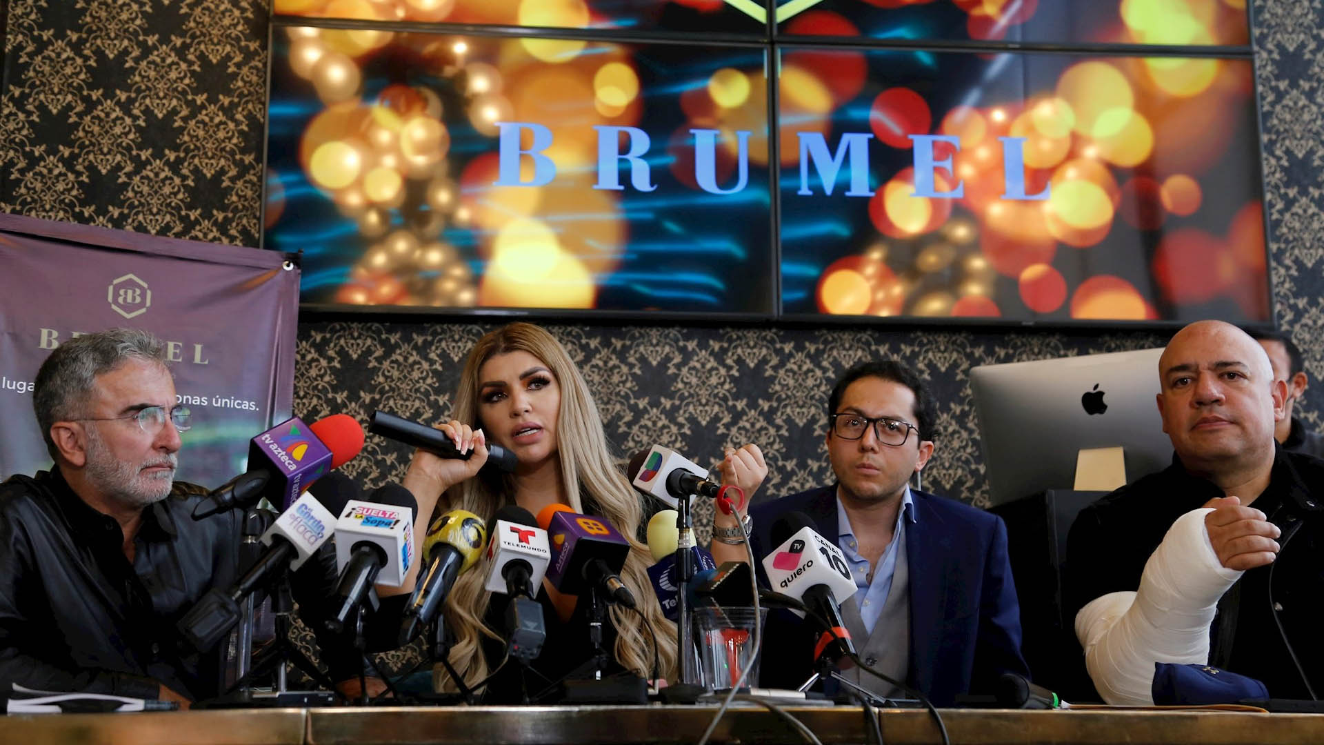 Vicente Fernández Jr. y su pareja alistan demanda contra revista