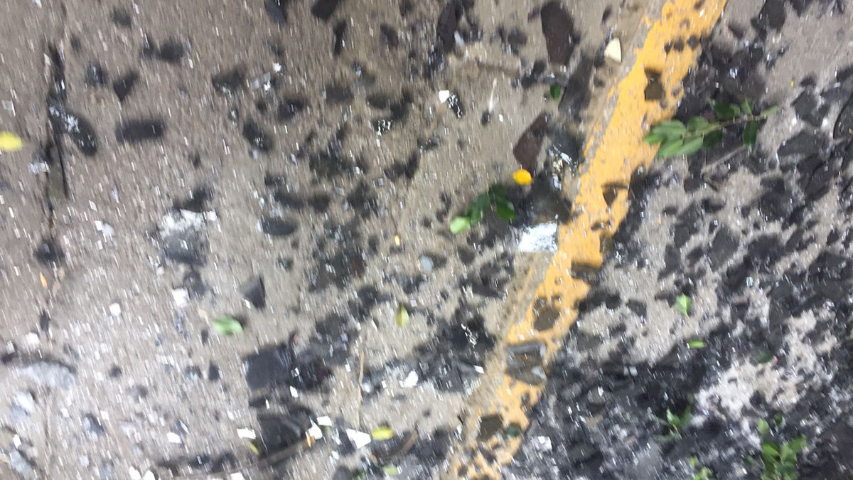 #Video Explosión en edificio sobre Avenida Coyoacán deja al menos 22 lesionados - vidrios-rotos-tras-explosion-en-edificio-sobre-av-coyoacan