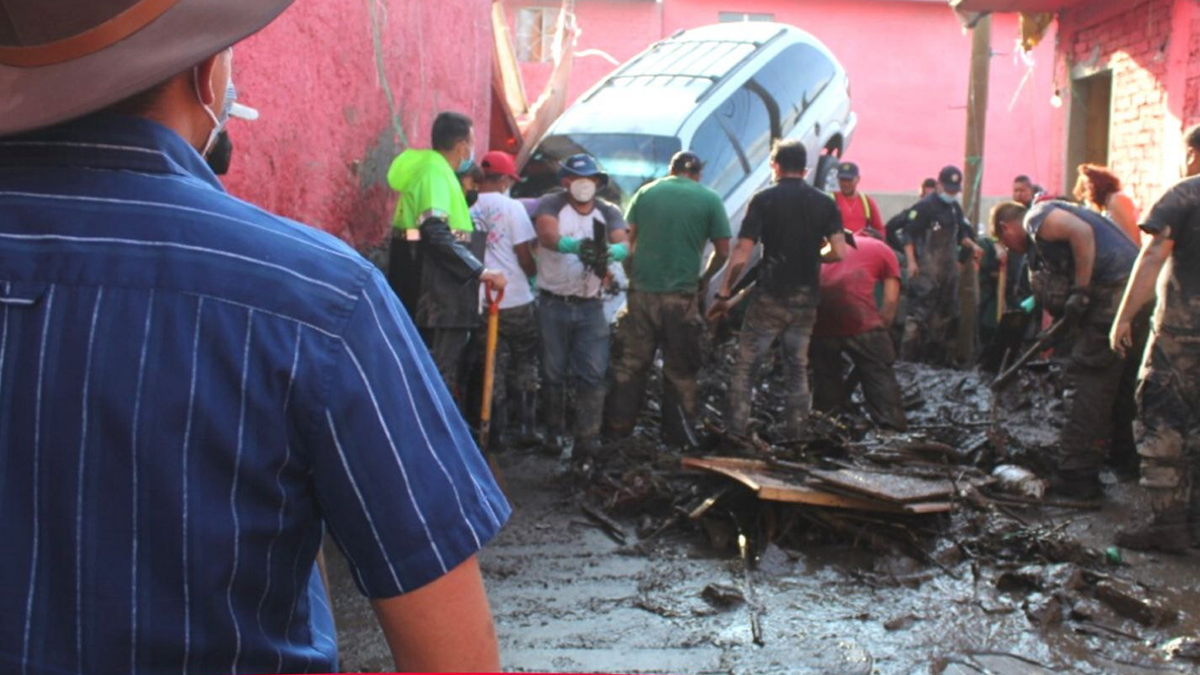 Inicia en Ecatepec censo de familias afectadas por inundaciones - acciones-de-limpieza-de-calles-en-ecatepec-tras-inundaciones