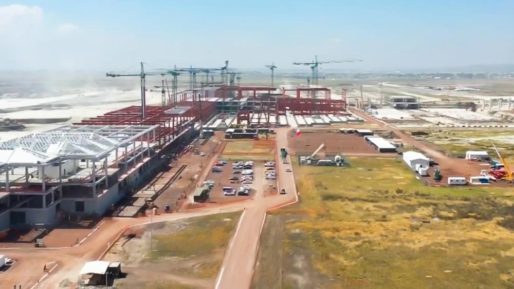 Gobierno limitará operaciones en el AICM para dirigirlas hacia Santa Lucía